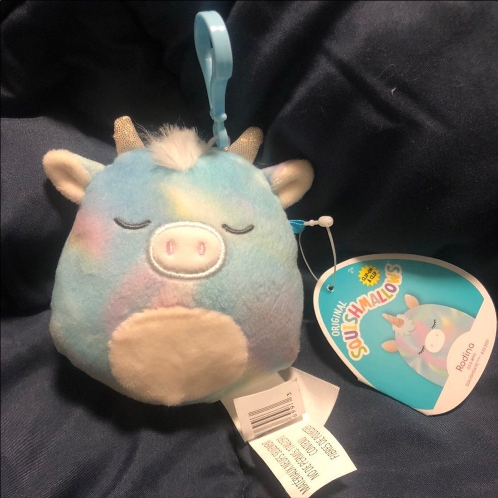 Custom highland cow squishmallow clip